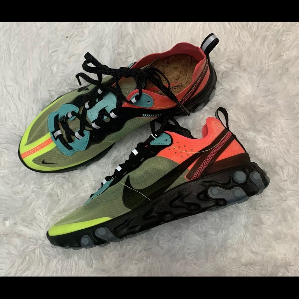 Nike react 87